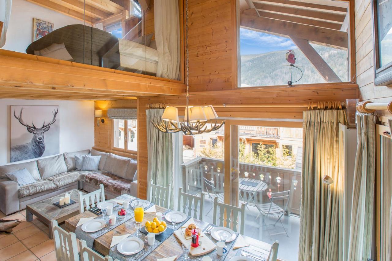 Chalet Muguet Gauche With Hot Tub Sleeps 10 Central Morzine Exteriör bild