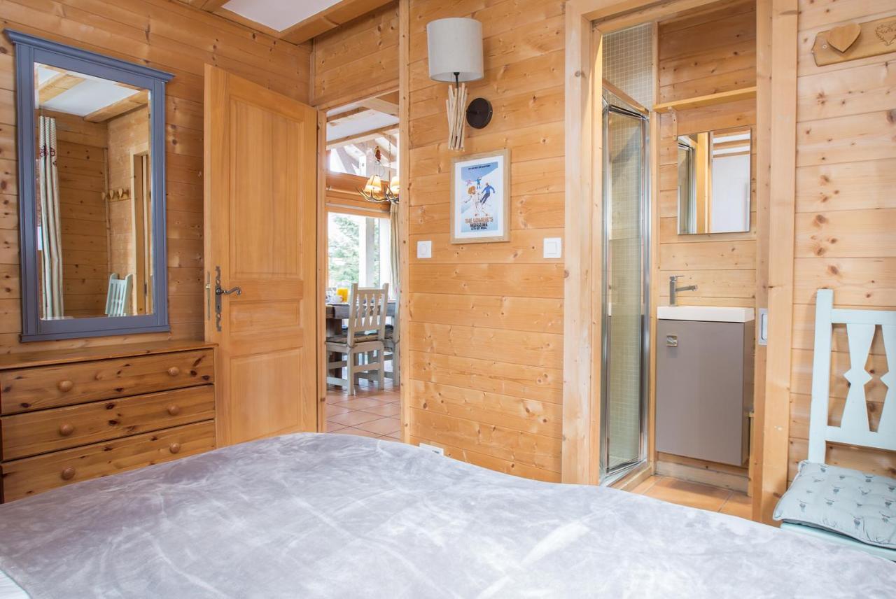 Chalet Muguet Gauche With Hot Tub Sleeps 10 Central Morzine Exteriör bild